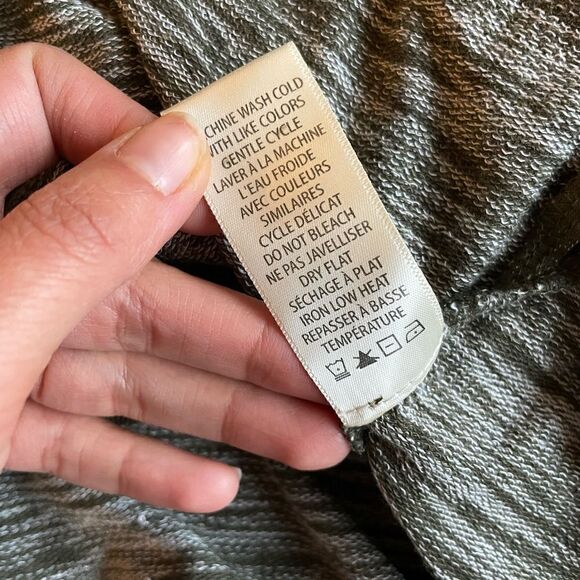 Max Studio Women's Long Bubble Sleeve Pullover Size XL - Picture 10 of 11